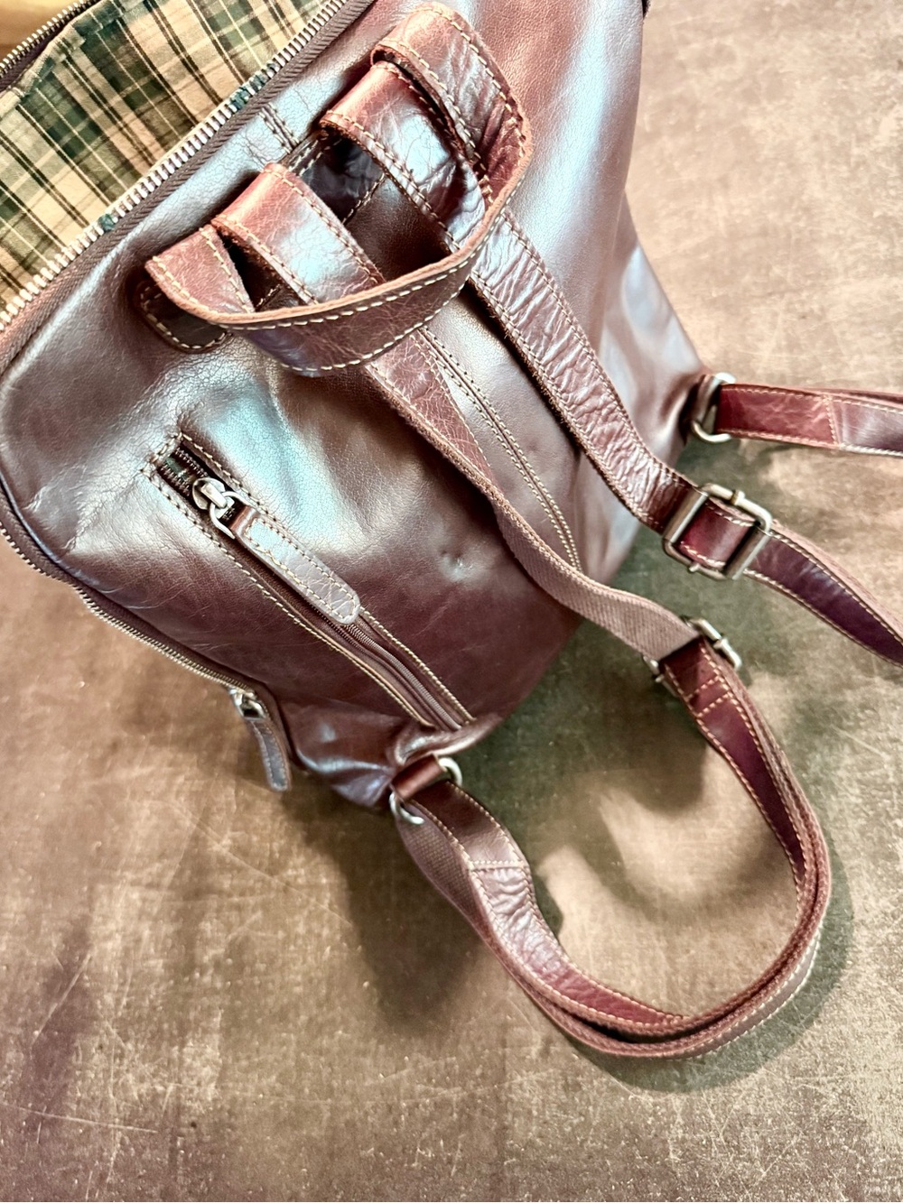 Wild West Women’s Chocolate Brown Leather Backpack with Zip Pockets